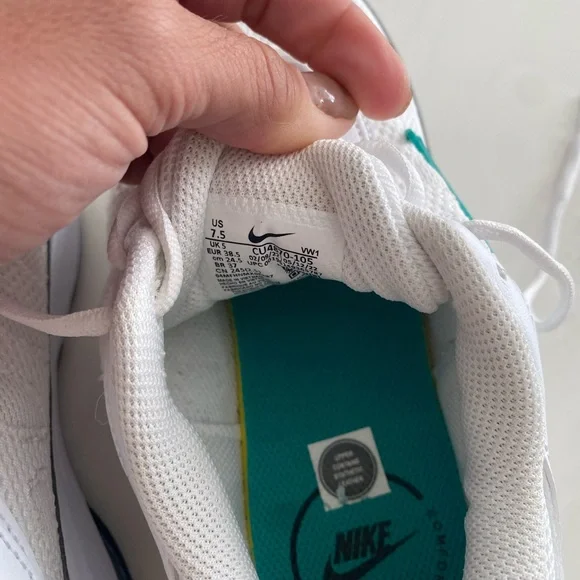 Nike White and Teal Athletic Shoes - Picture 3 of 5